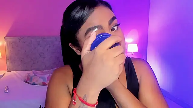 BlakmillerrGilson online show from October 9, 8:02 pm