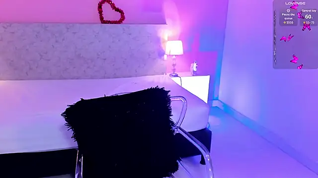 BlakmillerrGilson online show from September 9, 8:41 pm