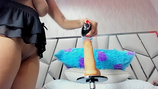  aurora18  online show from September 28, 3:35 am