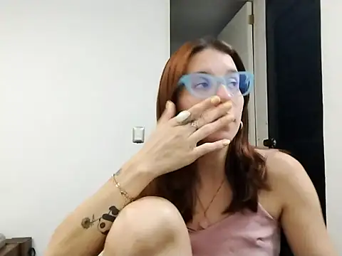 Luna-e-Franco1 online show from October 19, 1:29 am