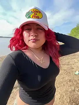 funnynessa69 online show from April 8, 10:23 pm