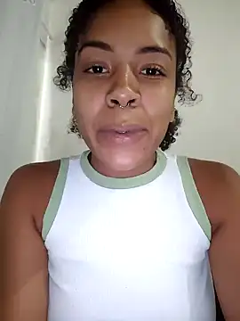 Julia Pretinha online show from April 6, 12:06 pm