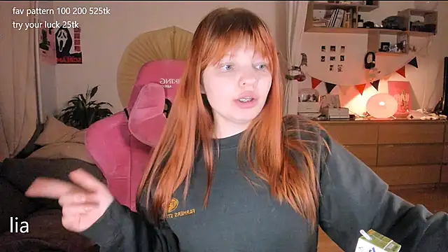 lil lia online show from March 6, 10:16 pm