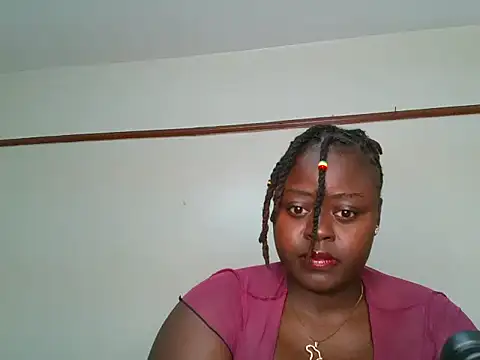 t-QueenSlyy online show from February 14, 1:13 pm