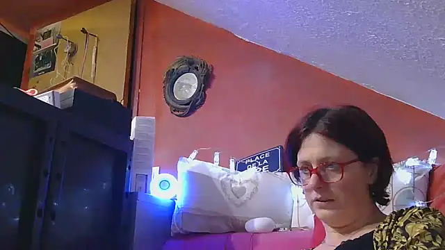 lanax online show from October 15, 1:14 pm