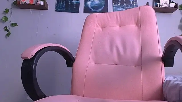 macey elliot  online show from November 26, 4:52 pm