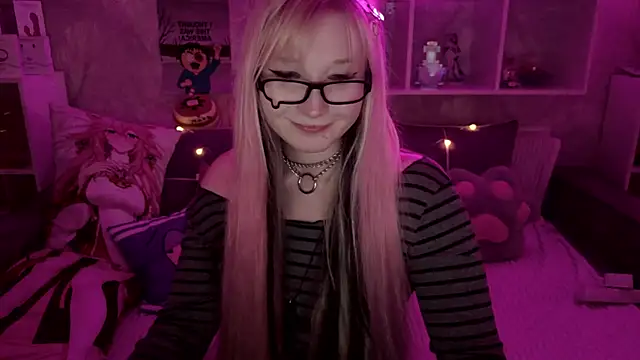 MeowkaKitty online show from March 22, 8:20 am