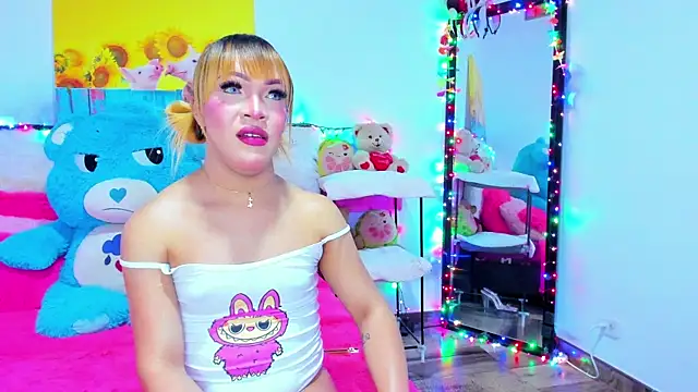 Candy Candy   online show from April 27, 2:41 am