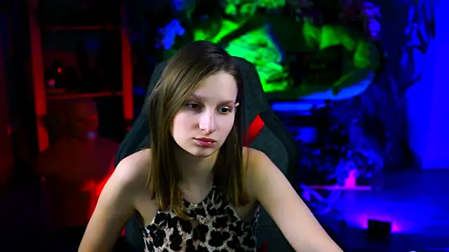 EllaHorton online show from February 5, 12:52 pm