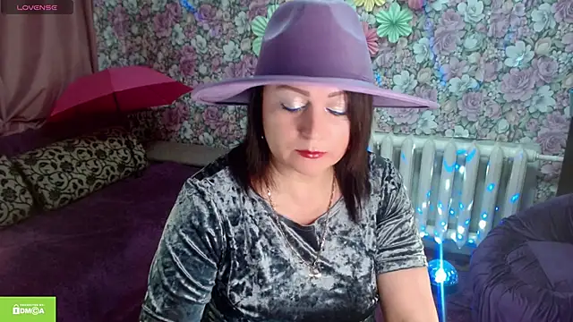 Julia-ru online show from February 16, 9:25 pm