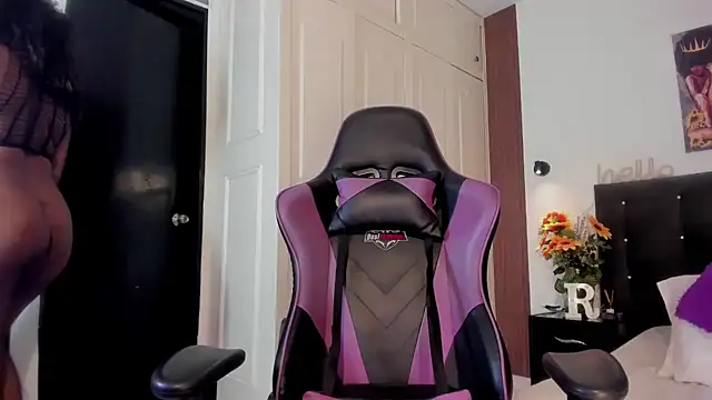 Reina Love2 online show from April 15, 2:56 am