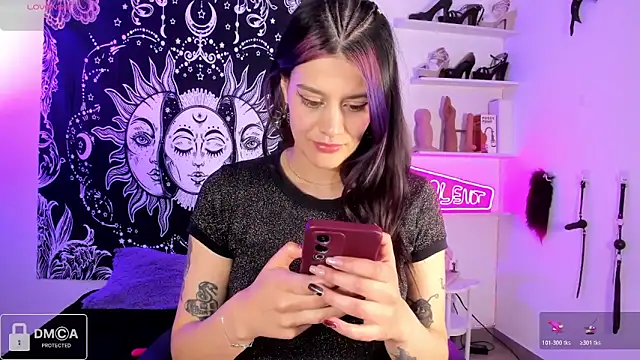 Violet-Queen online show from March 21, 4:50 am