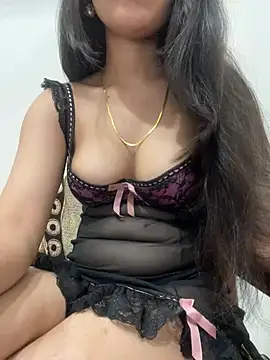 Thirsty Malika online show from June 15, 8:09 pm