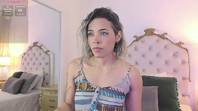 lexa 25  online show from November 11, 12:02 pm