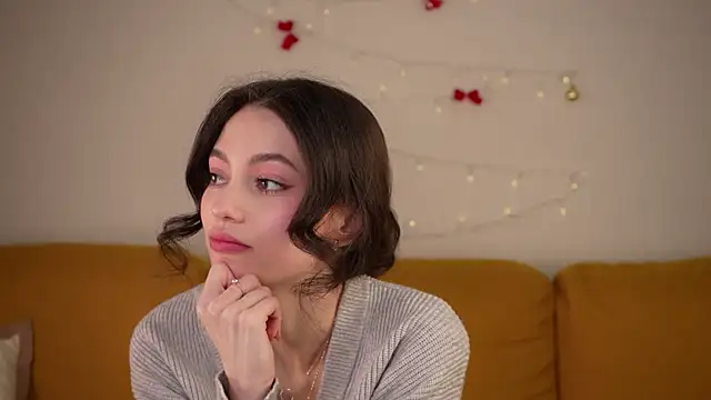 FirstOfFallen online show from December 17, 11:14 am