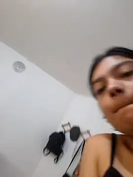 littlemelii online show from March 12, 7:38 pm