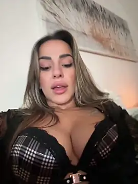 Alisa-Marie online show from November 18, 4:30 pm