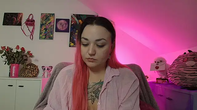 PinkHurricaneOfficial online show from December 2, 8:33 pm