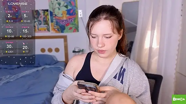 HanahW online show from November 21, 1:40 am