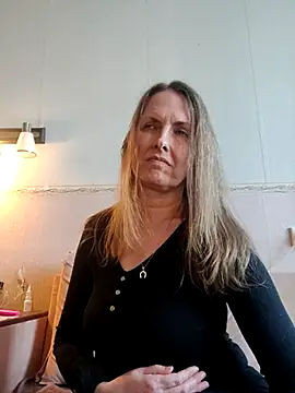 Evelina cute online show from May 5, 5:05 pm