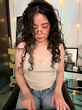 Antoniart  online show from September 9, 1:49 am