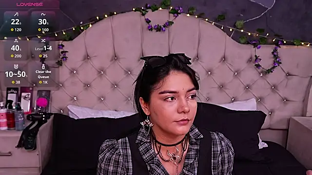 AmberGreyy  online show from March 30, 5:45 pm