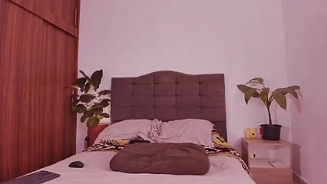 2gays 1Str8 online show from March 23, 1:01 am