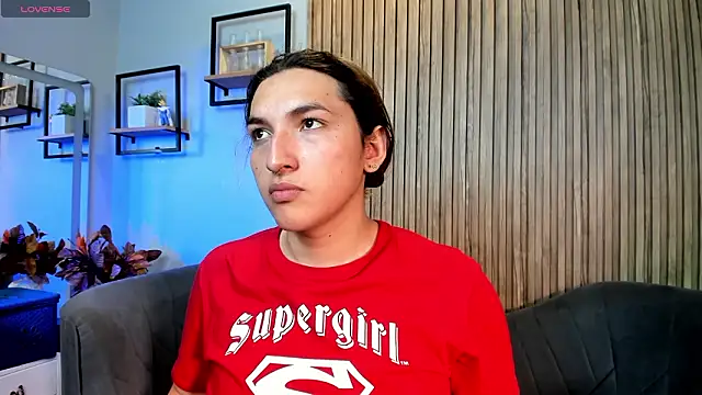 TomLondon  online show from February 5, 6:44 pm