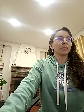 karlamorris  online show from October 5, 1:49 pm