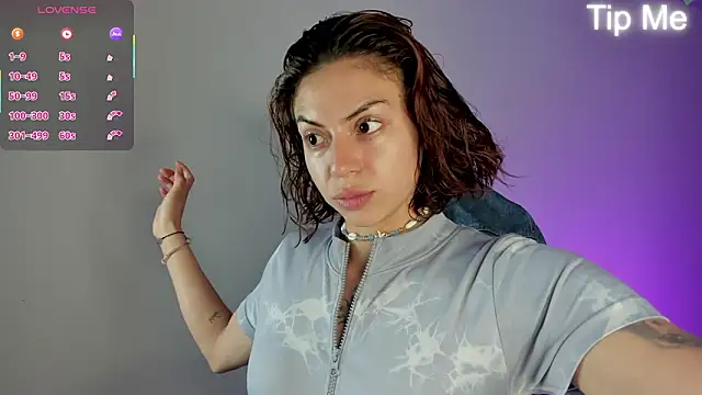 april dumont online show from February 4, 1:58 pm