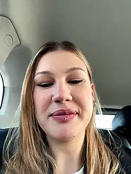 RinaCat online show from September 17, 5:05 am