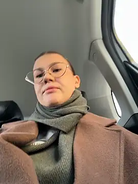 RinaCat online show from April 18, 5:54 am