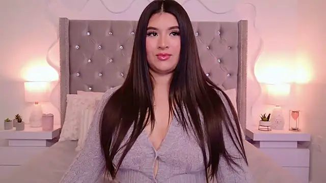 JuliaSUMMERS2022 online show from September 19, 2:21 am