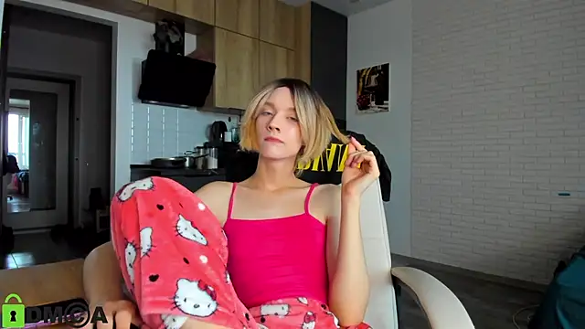  Alice Kitty online show from October 17, 6:27 am