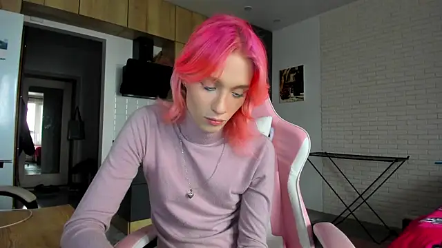  Alice Kitty online show from April 10, 12:11 pm