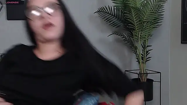 IzabelllNoir online show from April 4, 8:02 am