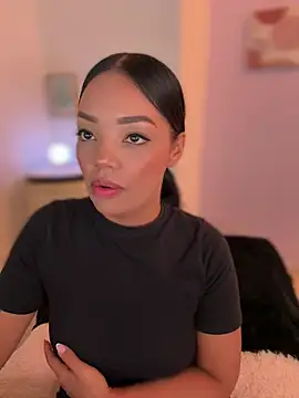 Sara LipsX online show from March 1, 1:49 am