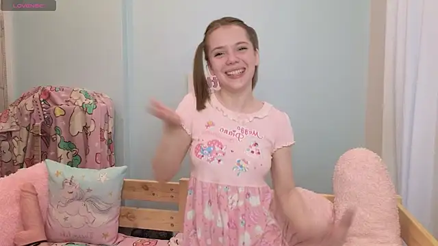 PrincessLittleKiki online show from October 11, 7:24 am