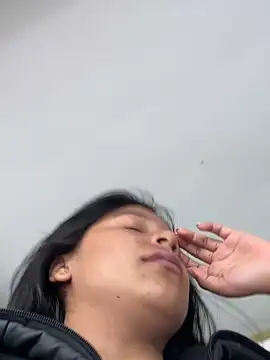 LinnaGardenia online show from October 1, 5:51 pm