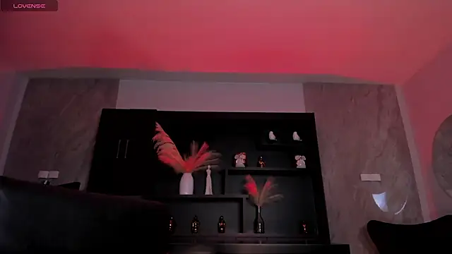 AnnaBrooks1 online show from February 13, 8:10 pm