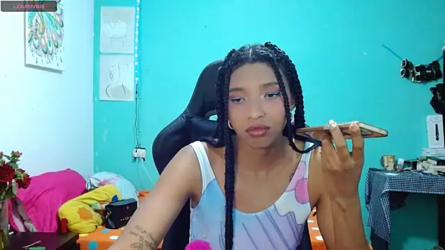 sensitive brunette online show from April 8, 12:57 am