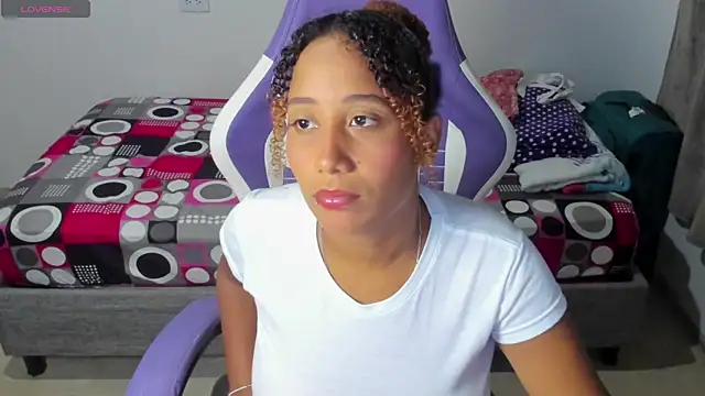 zandra kiman online show from April 14, 5:07 am