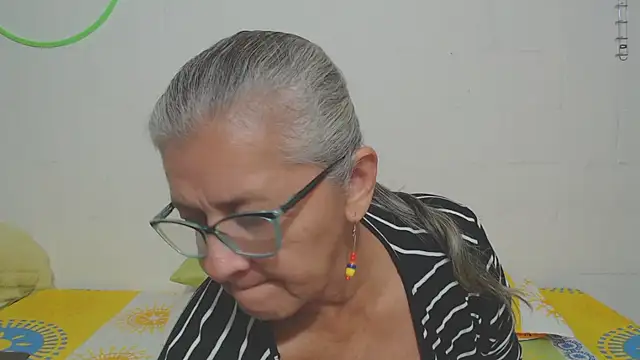 candy mature  online show from February 2, 11:59 pm