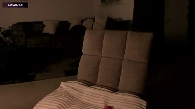 vangie  online show from October 10, 4:17 am