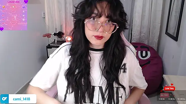 camisweet14 online show from February 11, 7:15 pm