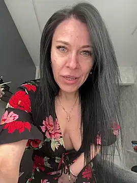 CuteNata online show from April 9, 11:04 am