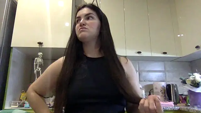 Karolina llove online show from October 10, 8:03 pm