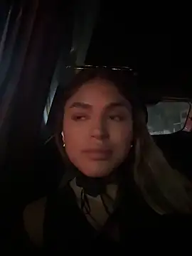 SaraParisi online show from October 19, 11:18 pm