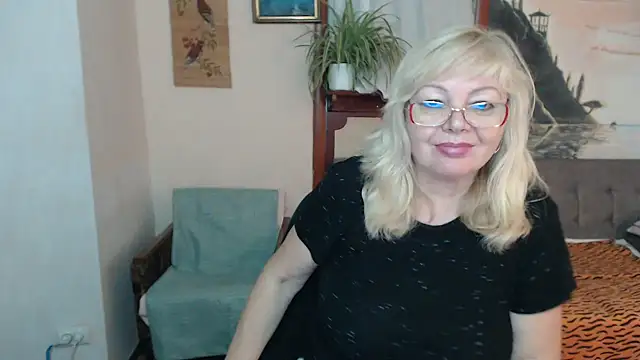 EvelynLoveShy online show from October 30, 8:32 pm