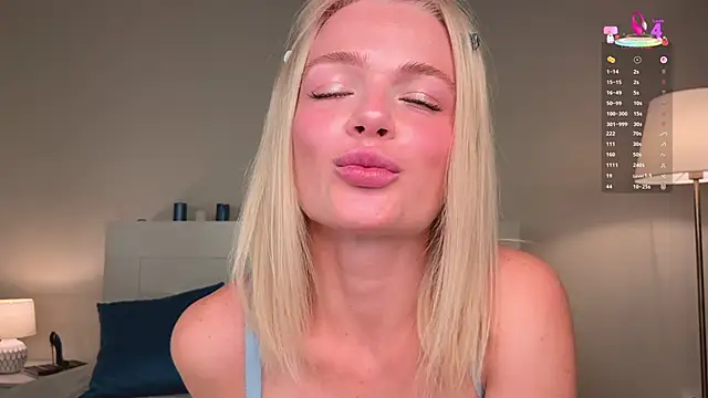 MilaDemies online show from October 4, 3:34 am